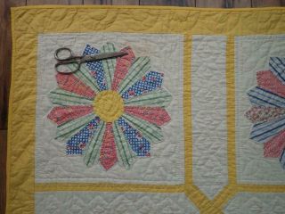 Expert Quilting SUMMER COTTAGE Vintage 30s Marigold TRELLIS Dresden Plate QUILT 12