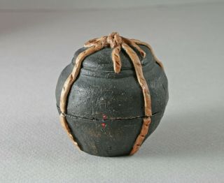 Japanese incense container kogo shaped like a chatsubo 2