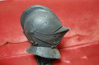 Close Helmet - South Germany Or Italy 17th Century