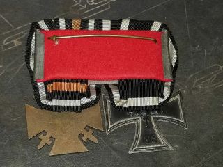 WWI German Medal Bar with WWI Iron Cross and Hindenburg Cross 4