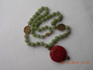 Chinese jade and cinnabar necklace knotted with gilded silver filigree settings 4