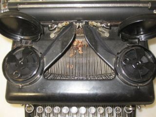 Antique 1930s Royal Typewriter KHM1952500 6