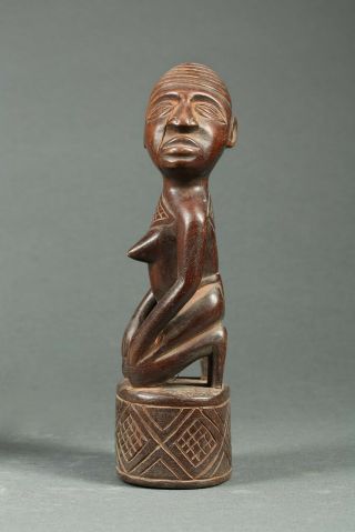 African Art Old Wood Congo Figure Kneeling With Turned Head,  Carved Base 7 7/8 "