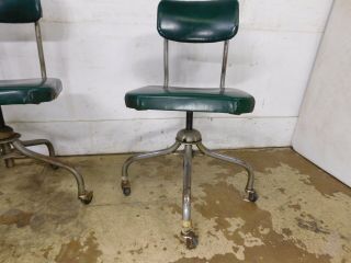 Pair Steelcase Hospital Doctors Rolling Adjustable Clerk Office Industrial Chair 2