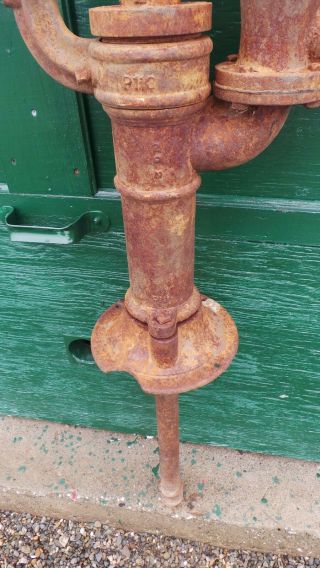 Antique Cast Iron DIFFERENT WATER PUMP In LARGE Size with MAPLE LEAF Shape 9