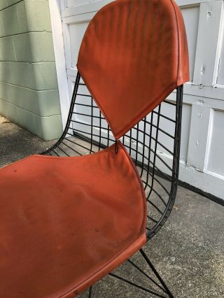 Vintage Eames Herman Miller Wire Mesh Eiffel DKR Chair with orange vinyl pads 5