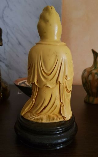 A OLD CHINESE RESIN or SEPIOLITE CARVED QUANYIN ON WOODEN BASE - 21cm 2