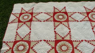 Spectacular Touching Feathered Star 19th C all hand quilted quilt,  75 