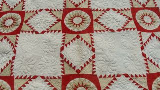 Spectacular Touching Feathered Star 19th C all hand quilted quilt,  75 