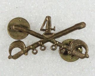 Army Collar Pin: 4th Cavalry Regiment Officer,  1950 