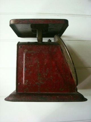 VINTAGE American Family SCALE Kitchen Counter 25 LBS Ounces Old Red METAL 8