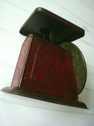 VINTAGE American Family SCALE Kitchen Counter 25 LBS Ounces Old Red METAL 9