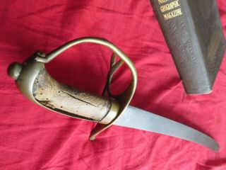 Saber: American Revolutionary War Hanger - Sword: Possibly Dutch: 1760 - 1785