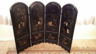 Antique Black Chinese / Japanese Design Lacquered Fire Screen