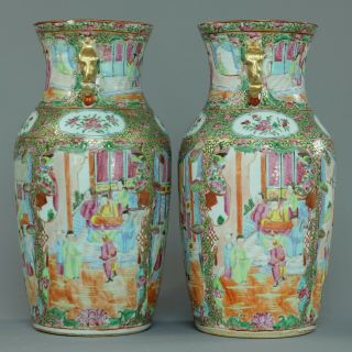 A large chinese famille rose figural vases - 19th C 2