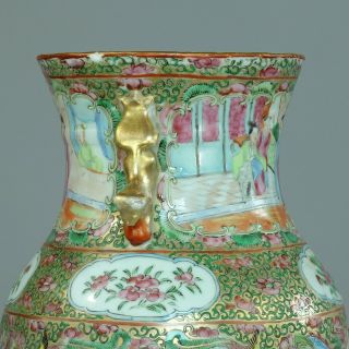 A large chinese famille rose figural vases - 19th C 9