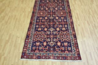 A BRILLIANT OLD HANDMADE HAMEDAN ORIENTAL RUNNER (287 x 90 cm) 9