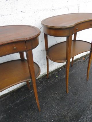 1940s Mahogany Kidney Shape Distressed Side End Tables Nightstands 9127 5