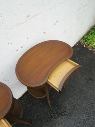 1940s Mahogany Kidney Shape Distressed Side End Tables Nightstands 9127 8