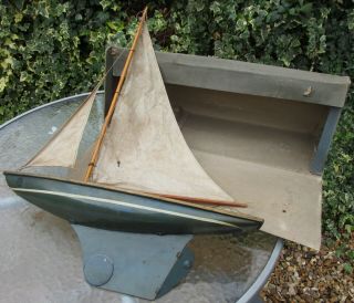 Kellner 1930s Composition Pond Yacht Boat Box 20.  5 Inches Bassett Lowke Bing
