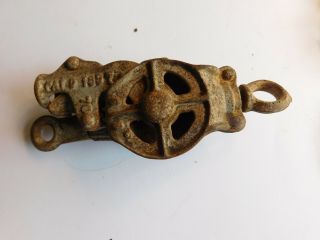 Antique Block & Tackle Cast Iron Double Pulley Fence Stretcher Farm Tool 5