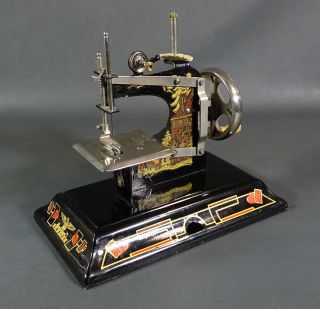 1920 Antique German Casige Child ' s Sewing Machine Tin Toy Hansel Gretel Graphics 7