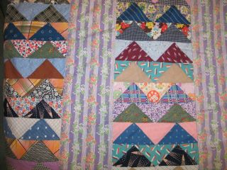 Antique FLYING GEESE Quilt Top - Vintage 1910s 1920s Hand Pieced Cotton shirting 3