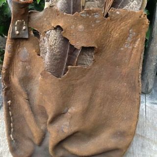 Early Primitive Leather Game Bag Hunting Pouch 1800s With Feathers 5