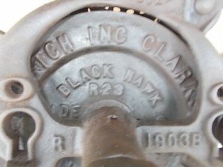 VINTAGE BLACK HAWK 1903 B CAST IRON CORN SHELLER. 4