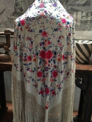 Antique Chinese silk embroidered shawl 5