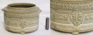 Chinese Western Jin Dyn.  (266–316) Yueyao Celadon Jar On 3 Feet W.  Mask Handles