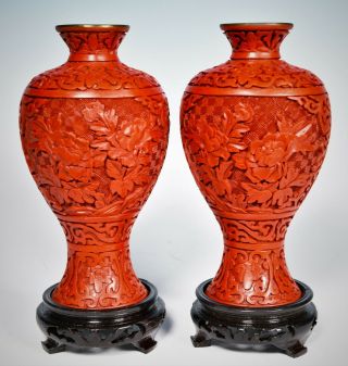 RARE VINTAGE CHINESE CINNABAR HAND CARVED VASES 20TH CENTURY 3
