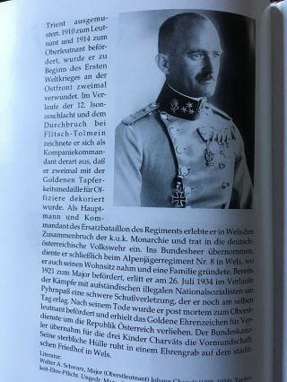 Austrian Medal Book: Fortitudini Der Tapferkeit 4
