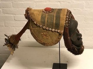 181112 - Old Tribal African Mask From The Dan Guere - Liberia.