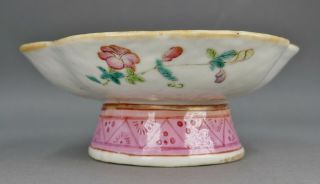 Fine Antique Chinese Famille Rose Porcelain Footed Rooster Bowl 6