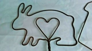 Primitive Antique Wire Rug Beaters salesman Duck Rabbit Heart home Twisted Wire 2