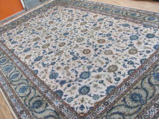 An Incredible Old Handmade Kashaen Oriental Carpet (440 X 290 Cm)