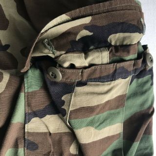 VINTAGE COMBAT WOODLAND CAMOUFLAGE TROUSERS MILITARY CARGO PANTS - 36”Waist X32” L 9