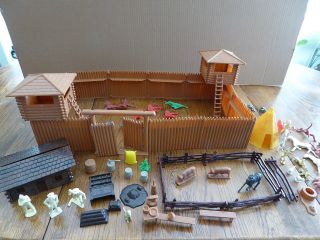 Vintage Marx 1950s 60s Playset Fort Apache Cowboys Indians Cabin Accessories