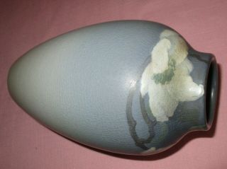 Rookwood Pottery Vellum Dogwood Decorated Vase 900C 1905 Fred Rothenbusch 8.  25 