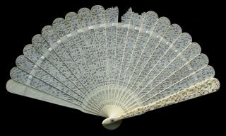 Fine Antique Chinese Canton Brise Export Fan Eventail 清朝 嘉慶帝 Qing Era ca.  1820 8