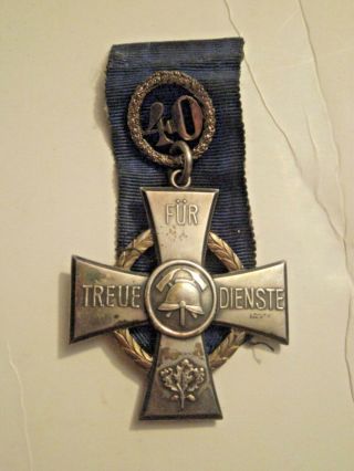 W.  W.  1 German 40 Year Firemans Medal