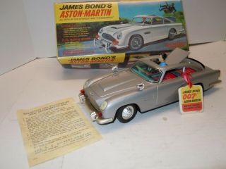 Vintage 1966 Japan Gilbert Bond Aston Martin Tin Battery Op.  W/box.  A, .  Runs.
