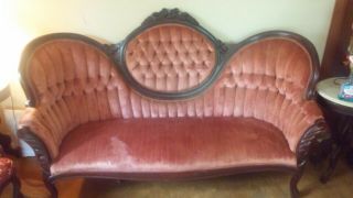 Antique Victorian Red/burgandy Tufted Sofa Couch,  Mahogany,  Ro - Cameo Back - Vg