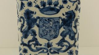 Antique Dutch Delft Blue and White Tea Caddy Royal Crest Signed Chinoiserie Old 7