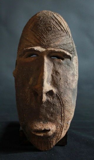 Amulet mask,  terracotta,  Panitem,  Pora Pora culture 8