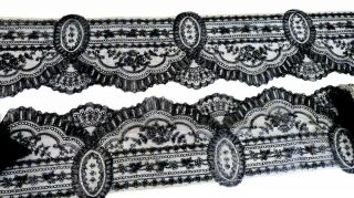 Exquisite Antique French Black Silk Chantilly Lace Ornamental Scallops 103 "