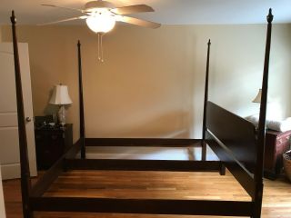 Henkel Harris Pencil Post King Bed