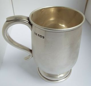 LARGE HEAVY ENGLISH ANTIQUE 1969 STERLING SILVER PINT TANKARD 3