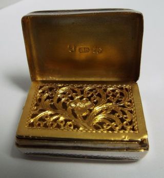 ENGLISH ANTIQUE GEORGIAN 1821 SOLID STERLING SILVER VINAIGRETTE BOX 4